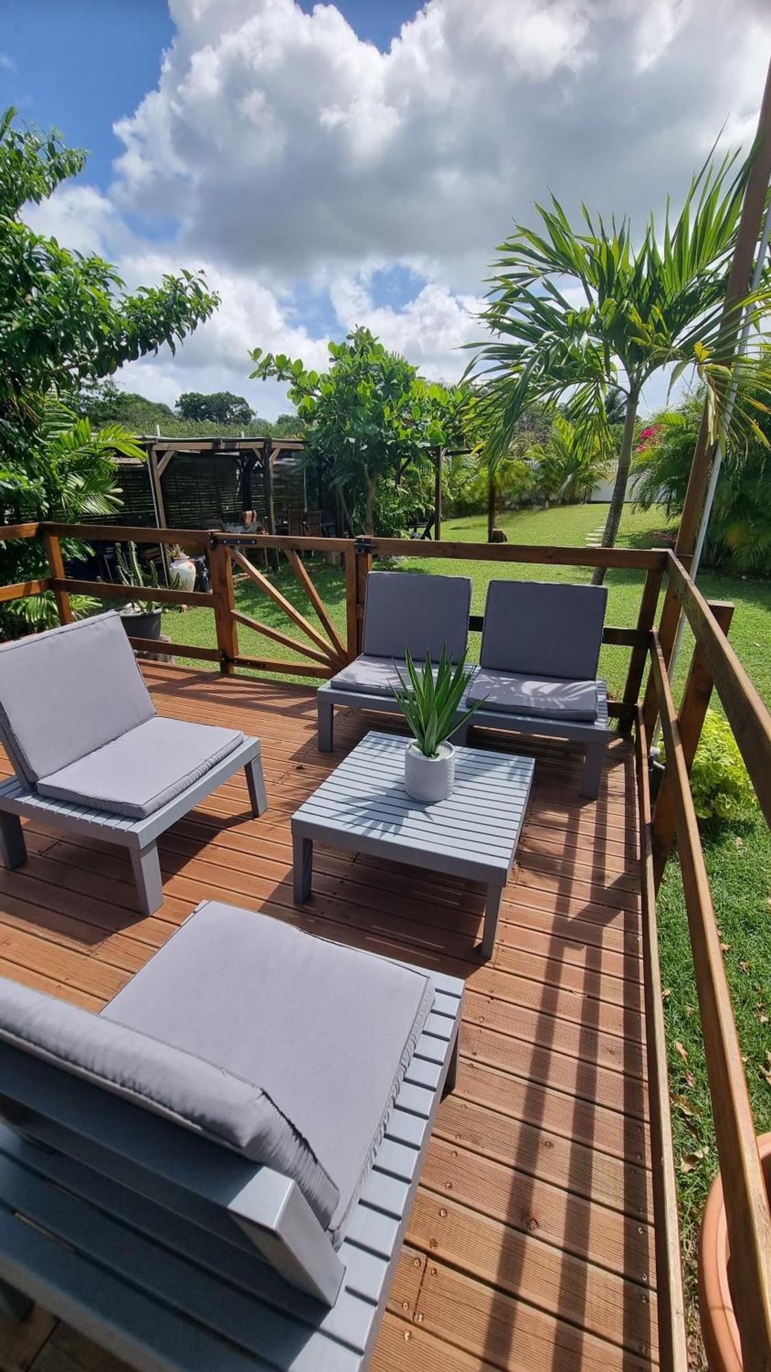 La Villa Rainbow & Ses 2 Kabanes Sainte-Anne  Luaran gambar